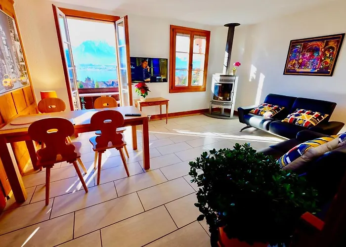 Am Thunersee, 4 Sterne Privatwohnung, 2 Schlafzimmer, Gratis Parkplatz, Seeblick *